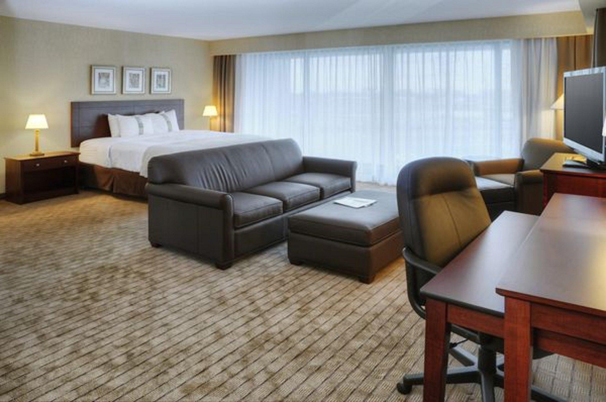Holiday Inn Toronto Airport East By Ihg Exterior photo