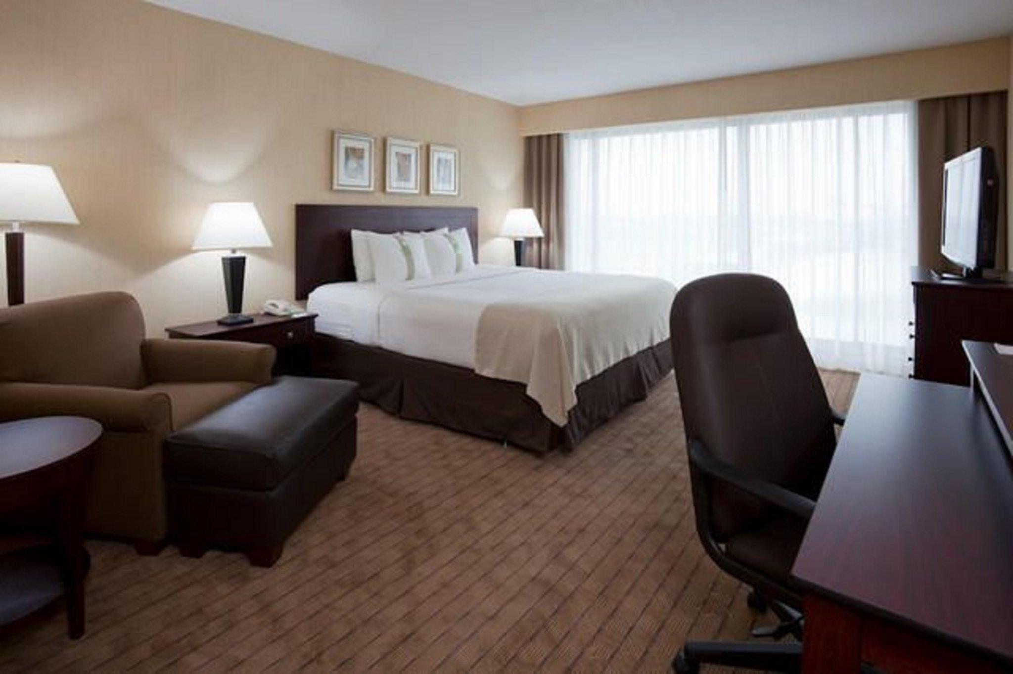 Holiday Inn Toronto Airport East By Ihg Exterior photo