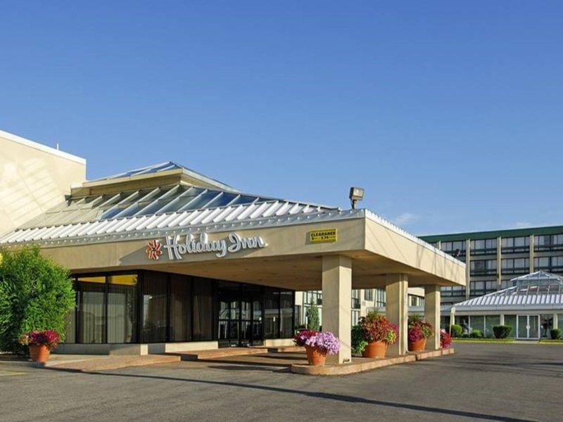 Holiday Inn Toronto Airport East By Ihg Exterior photo